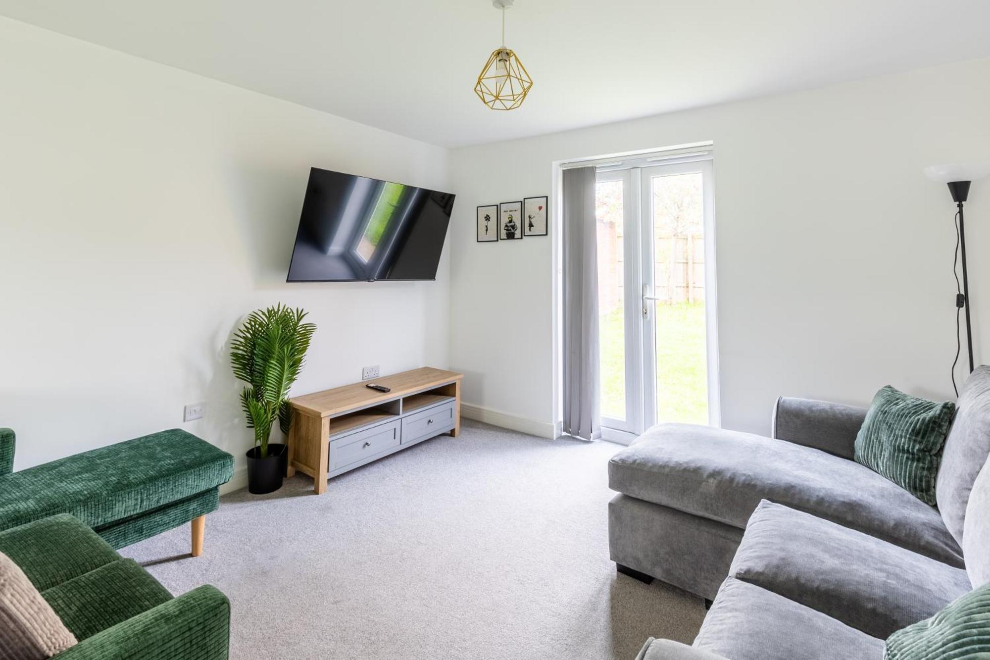 Spacious 4-Bedroom Home Near City Centre With Parking Νότιγχαμ Εξωτερικό φωτογραφία