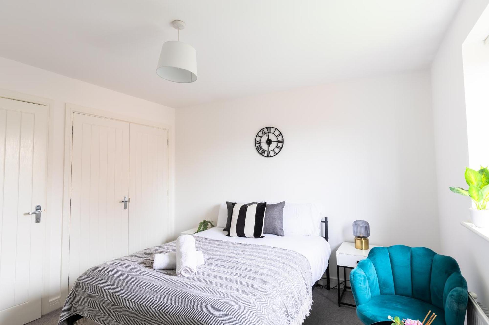 Spacious 4-Bedroom Home Near City Centre With Parking Νότιγχαμ Εξωτερικό φωτογραφία